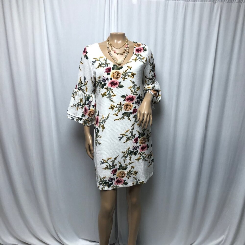 Belongsei Dress Womens Size Small White Pink Floral Bell Sleeve V-Neck Romantic